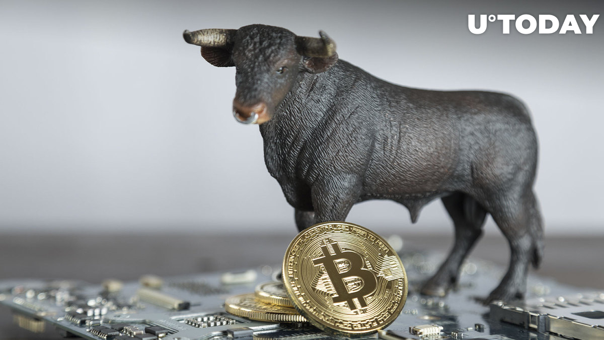 بیت کوین (BTC) سیگنال صعودی مهمی را برای اولین بار یکسال گذشته نشان داده است